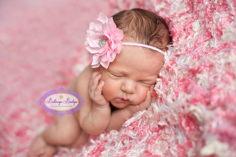 Pink headband, baby hairband, light pink baby headband, baby hair bow, infant headband, newborn headband, pink flower headband, photo prop, image 3