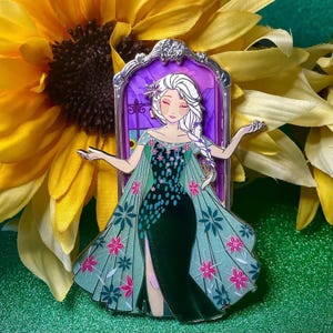 Frozen Fever Elsa - Disney Fantasy Pin