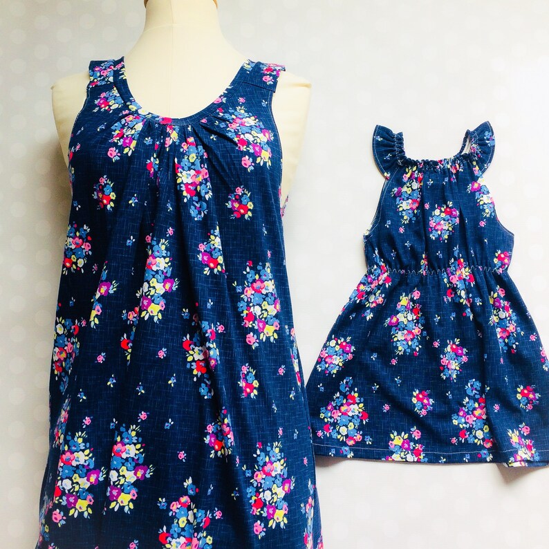 mother daughter matching floral dresses