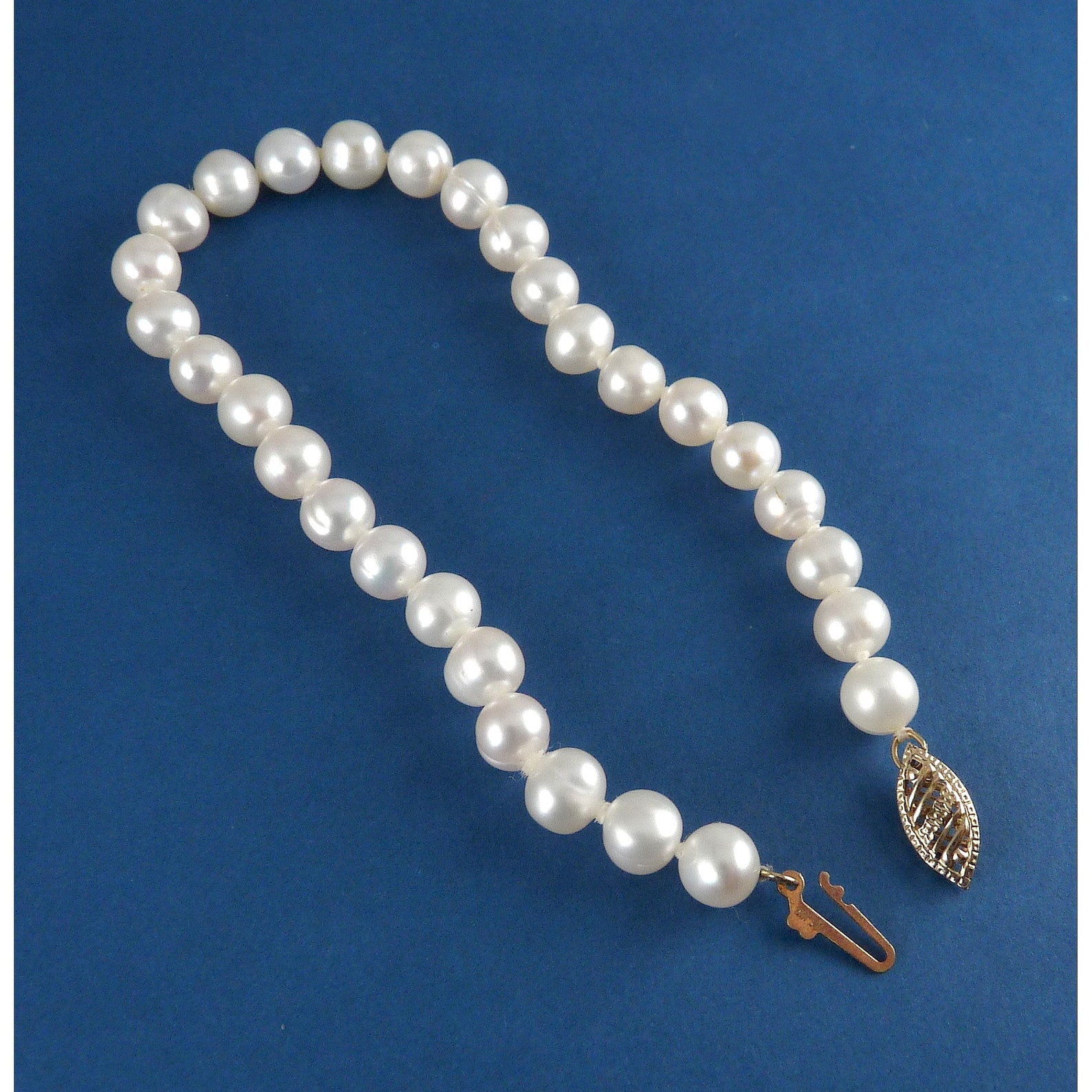 White Baroque Pearls Knotted Bracelet Ringed Circled10k - Etsy