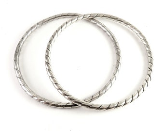 Pair (2) Vintage Sterling Silver Twisted Pattern Bangle Bracelets, Heavy Solid Silver