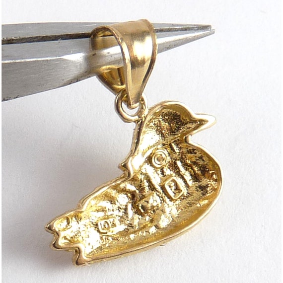 Vintage 10K Yellow Gold Duck Pendant, Diamond Cut… - image 4
