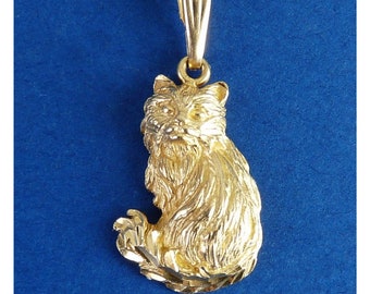 Vintage 14K Yellow Gold Fluffy Long Hair Sitting Cat Pendant, 2.2 Grams