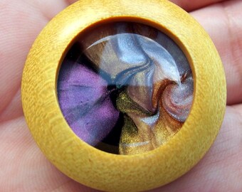 Handcrafted Designer Fridge Magnet: Original Resin Art.