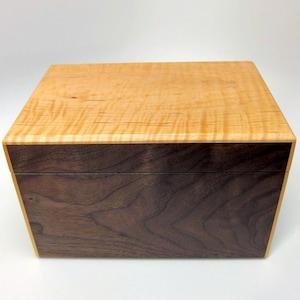 Handmade Walnut & Tiger Maple Keepsake Box: High-End Memory Box
