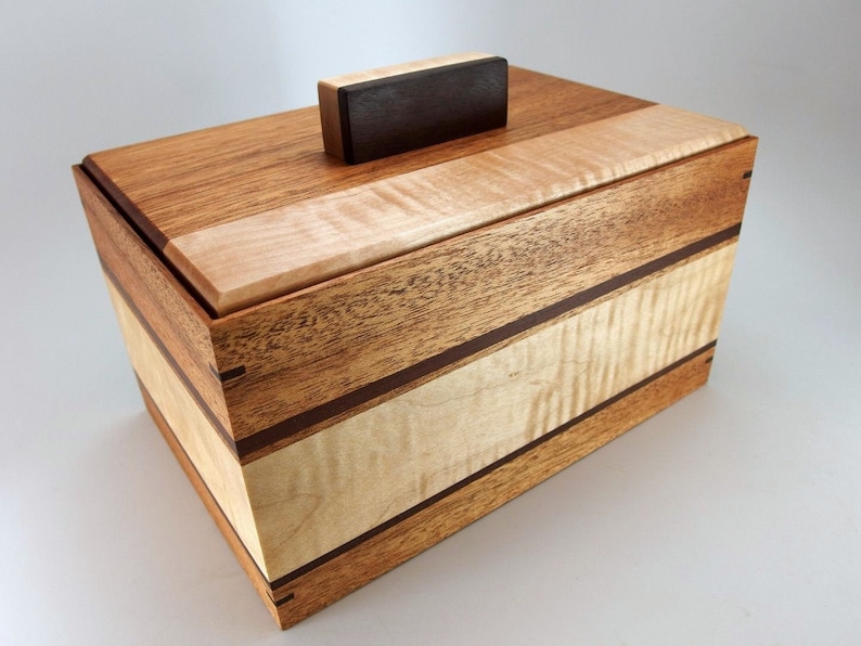 Modern Style Lifttop Box. Handmade Box. Artisan Box. 9.25 X 6 X 5. Handcrafted Valet Box