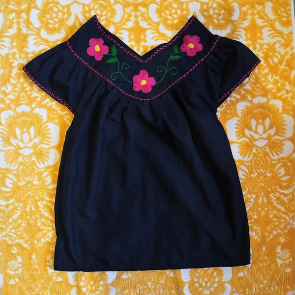 Vintage Floral Embroidered Top Mexican Cotton Blouse Black Fuchsia