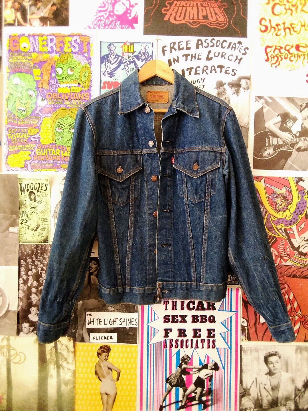 Vintage 70s Levi's Type 3 Denim Trucker Jacket SIZE 36 - Etsy Vintage 70s Levi's Type 3 Denim Trucker Jacket SIZE 36 - Etsy