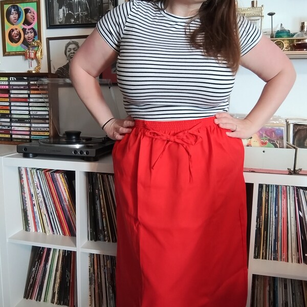 Vintage 70s Red Midi Skirt Plus Size 2XL