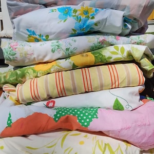 May include: A rustic wooden sign with the text "Welcome to our home" in a handwritten style. The sign is rectangular, with a distressed finish, and features a simple, inviting design. It's suitable for indoor or outdoor use.