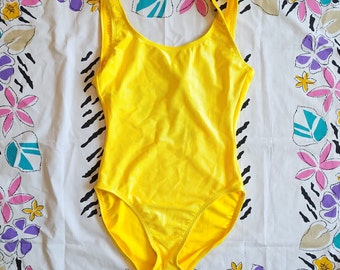 Vintage 80s/90s Sunshine Yellow Swimsuit Ribbed One Piece Large