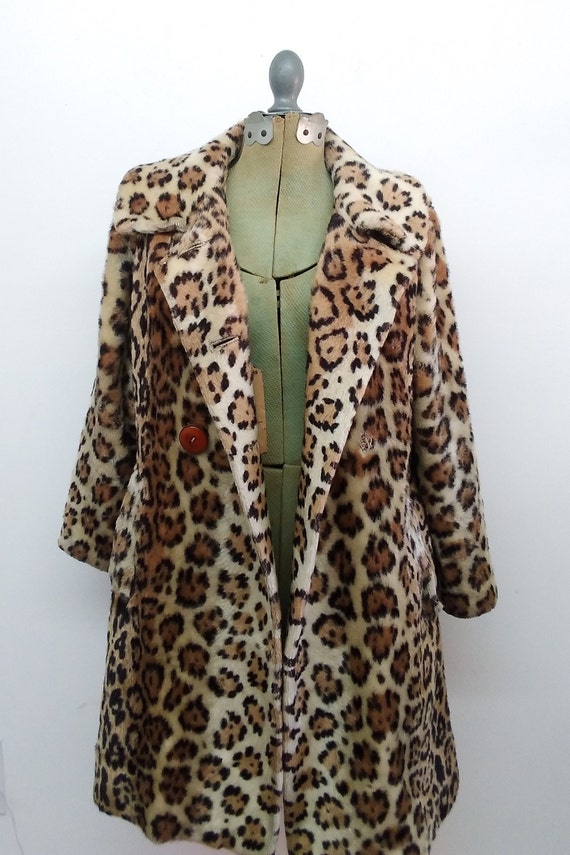 Vintage 60s Leopard Print Faux Fur Coat Classic A… - image 9