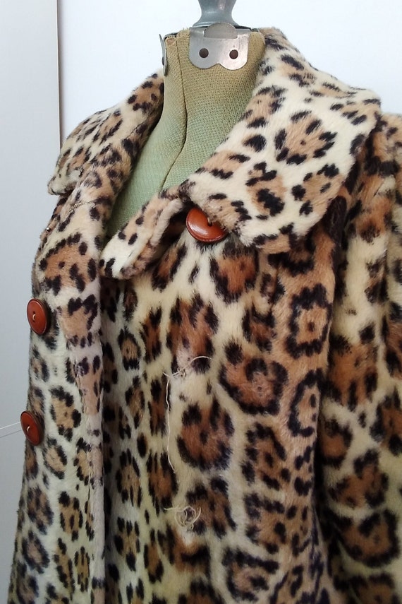 Vintage 60s Leopard Print Faux Fur Coat Classic A… - image 6