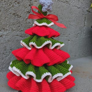 Ruffled Christmas Tree Crochet Pattern | Layered Holiday Tree Amigurumi with Pearls, Star & Ribbon | Festive Ornament PDF Download