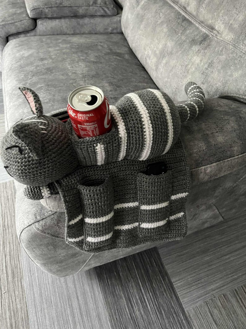 Crochet Cat Sofa Arm Organizer Pattern PDF – Cute Couch Caddy with Pockets & Cup Holder – Digital Download Crochet PDF English German French image 13