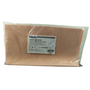 May include: A package of Hapla Fleecy Web Extra, containing four sheets of beige material, each measuring 22.5cm x 40cm. The product is sealed in clear plastic, with a label displaying the brand name and product details.