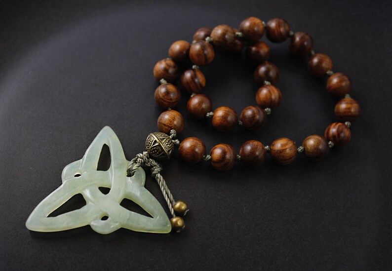 Celtic Pocket Mala 27 Beads, Serpentine Jade Celtic Pendant, Prayer Beads, Worry Beads, Mini Mala Beads, Triquetra Pendant, Small Yoga Gift image 2