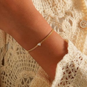 Minimalist Heart Diamond Bracelet,Tiny 14K Gold Plated Bracelet, 925 Bridal Bracelet,Wedding Jewellery, Bridesmaid Gift for her