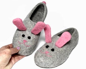 Unique bunnies Felted Slippers Women, Peter Rabbit Lover Gift Slumber Party Felt Slippers Pink Bunny, Boiled Wool Slippers Animal Lover Gift