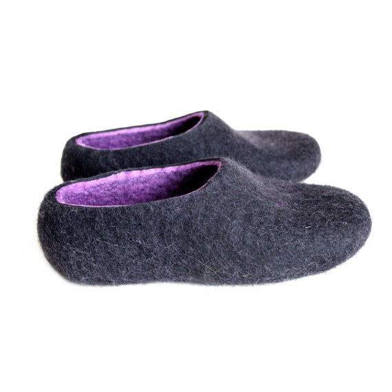 mens slippers size 5