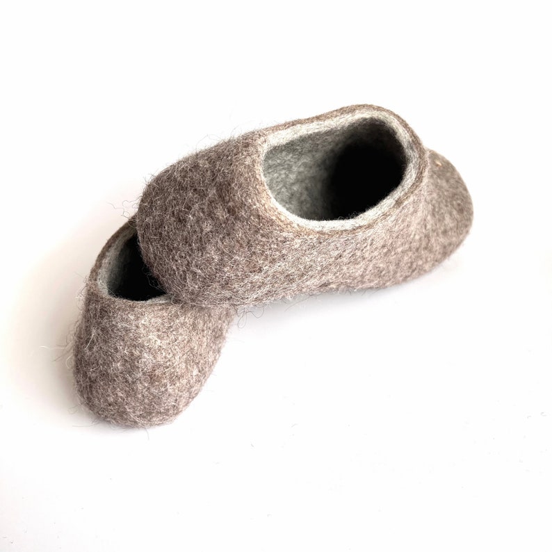 Felted organic Wool low heel shoes, Beige Grey Winter slippers Gift for him Christmas trends Customize 7 wool colors image 3