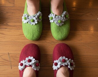 Flower Slippers Women – Cold Floors Solved, Handmade Wool House Shoes, Cozy Christmas Gift, Mother Daughter Matching - 2 Pairs