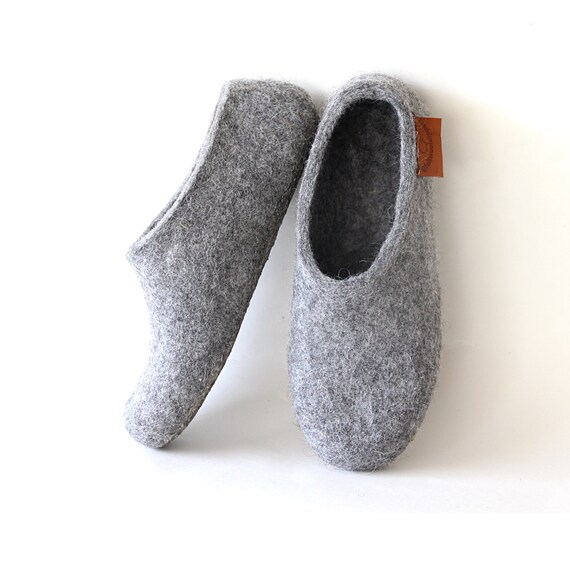 Nordic Gray Minimalist Felted Slippers 