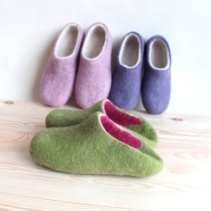 Felted comfy slides Fresh green Fuchsia slippers, Natural wool Village in mountains gifts / You choose colors for felt and rubber soles