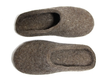 Bruine wollen pantoffels dames, minimalistische vilten huisschoenen, wellnesscadeau voor Slow Living, ongeverfde Tiroolse wol, blote voeten warmte en geen afval