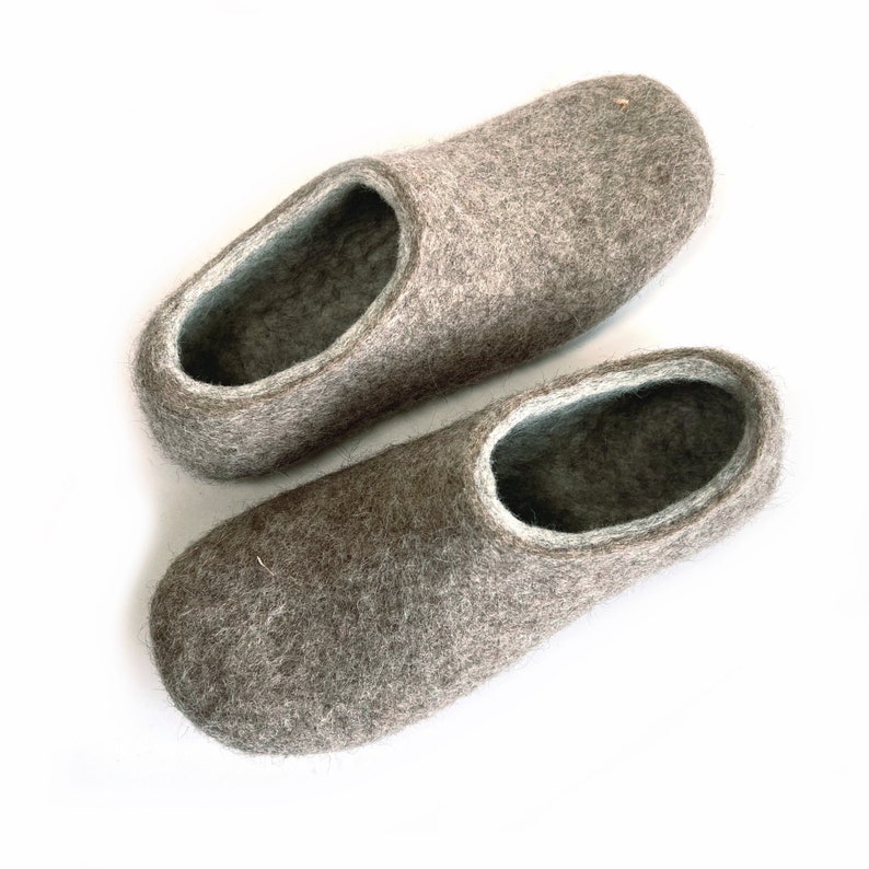 Felted organic Wool low heel shoes, Beige Grey Winter slippers Gift for him Christmas trends Customize 7 wool colors image 2