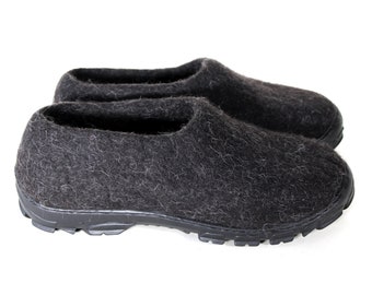 Minimalist Wool Loafers Rubber soles Chunky for Men in Black - Custom Eco felt 7 colors