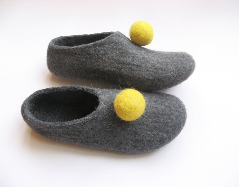 Felt Slippers with Pom Pom, Women slippers Grey Loafers, Mens slippers Unisex, Grey slippers Moccasins Men Felt slippers, Custom color Balls image 1