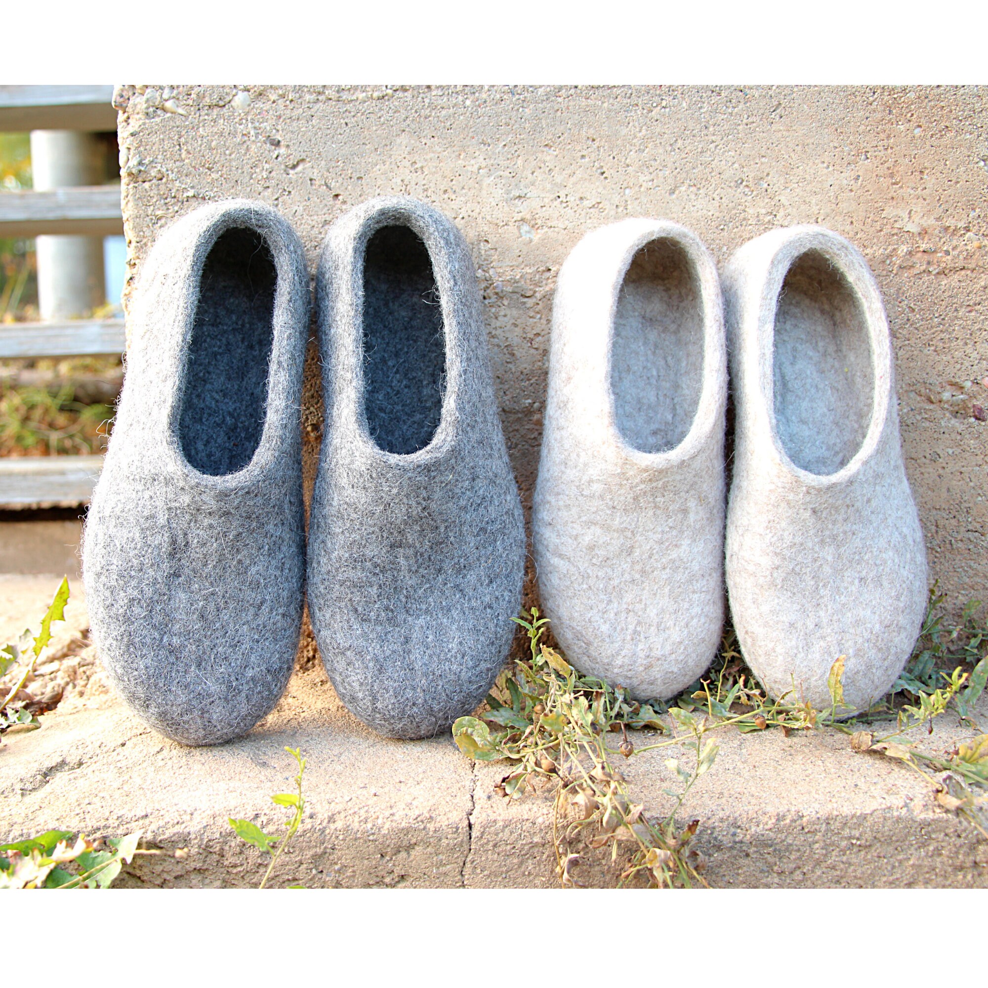 wide feet slippers mens