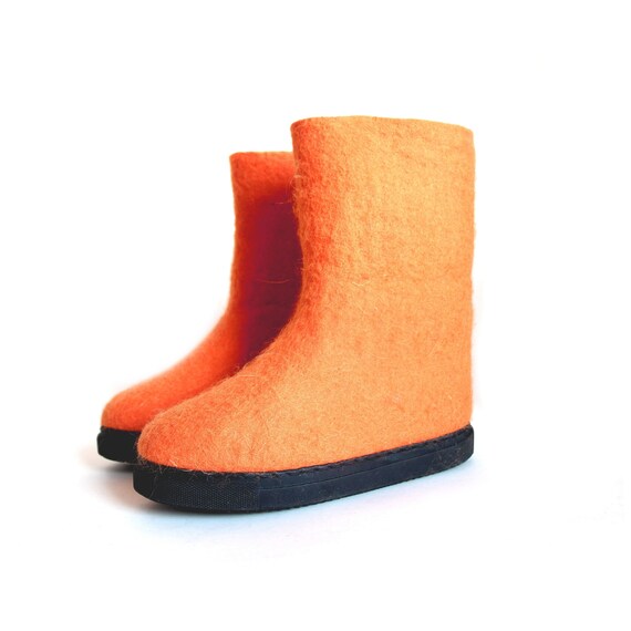 orange boots with fur