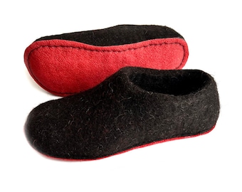 Woolfelt eco slippers Black, Boiled wool house shoes Handmade - Winter House Warming Gifts for Women