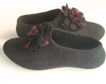 Felt Warm Slippers for women Felt Rose, Secret Garden purple black Slippers Organic Shoes, boiled Wool Shoes Lightweight, Boho Girl Gift