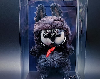 Venom Labubu Custom Art Toy – 100% Handmade, Dark Aesthetic Designer Figure, One-of-a-Kind Collectible