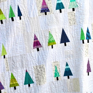 Winter Woods PDF Quilt Pattern Modern Christmas Tree Quilt in 2 Sizes, Lap and Crib image 8