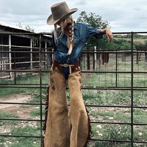 Leather Chinks Chaps Cowgirl Hand Made Western Chap Suede Leather Horse Riding Fringes Pant Cowboy Costume Equestrian Gifts For Women