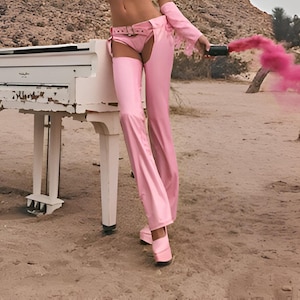 Pink Leather Cowgirl Chinks Chaps Hand Made Western Chap Suede Leather Horse Riding Fringes Pant Cowboy Costume Equestrian Gifts For Women