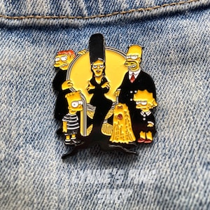 Hilarious Cartoon Family Halloween Depicting the Addams Family Halloween Backpack Lapel Bag Enamel Pin
