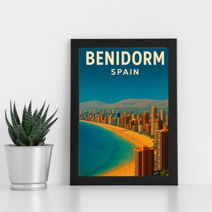 Benidorm Digitaldruck Kunstwerk l Spanien l Kundenspezifisches Poster, Postkarte, gerahmter Druck, Grußkarte l Porträt