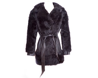 FUR 70's COAT Fur. Vintage Leather Fur Coat. Long Sleeves. Faux Fur. Hook Closure Belted  Pockets Size -S/M.  1970's Mod Grunge Vintage Boho