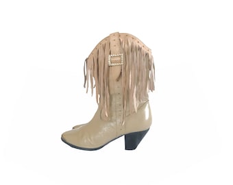 90's Cowboy Boots Fringe Heeled Boots Leather Boots Beige Cowboy Boots Leather Fringe Boots 2000's Western Hippie Boho Boots Size  7 1/2