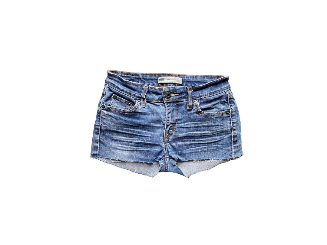 【U LAN】Vintage low rise wrinkle denim shorts 85391299_962_main.jpg?sw=968&