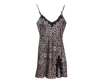 80s Negro Satinado Slip Dress Mini Lencería Leopard Print Satin Slip Vintage Spaghetti Strap 1980s V Neck Line Slit Thigh Low Back Size XS