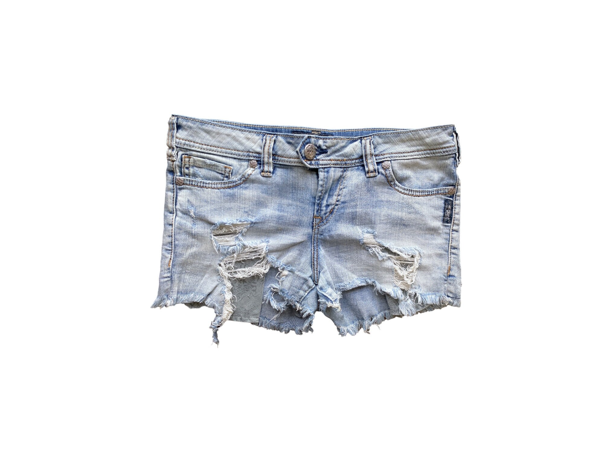 Le retour des jeans taille basse qui font la part belle au nombril Le retour des jeans taille basse qui font la part belle au nombril