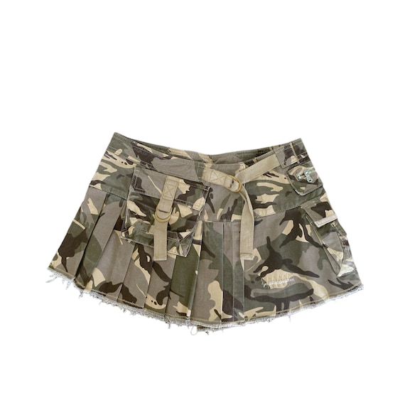 Y2K Camo Mini Skirt (M)