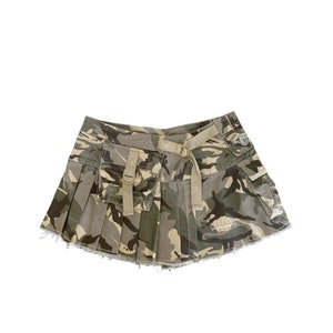 Y2K Mini Skirt Camo Mini CARGO Skirt 00s Micro Mini Party Grunge Skirt Low Waist 2000s Vintage Camouflage - Never Worn Vintage Size M/Medium
