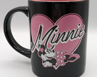 Minnie Mouse-mok: zwart en roze, hart met Minnie Mouse, Jerry Leigh, Disney